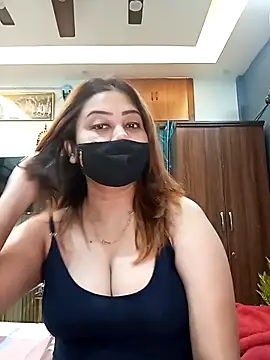 Cute-mona online show from January 2026 10:44:02 AM