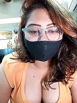 Cute-mona online show from November 2025 11:04:01 AM