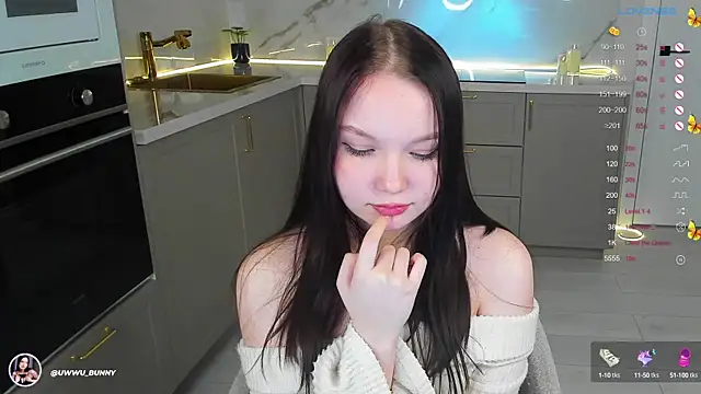 uwwu bunny online show from January 2025 11:15:02 AM
