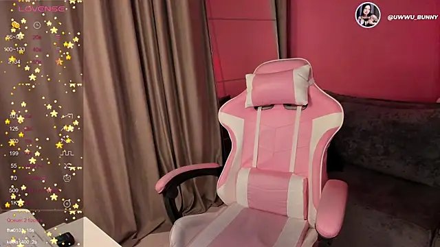 uwwu bunny online show from March 2025 05:18:01 PM