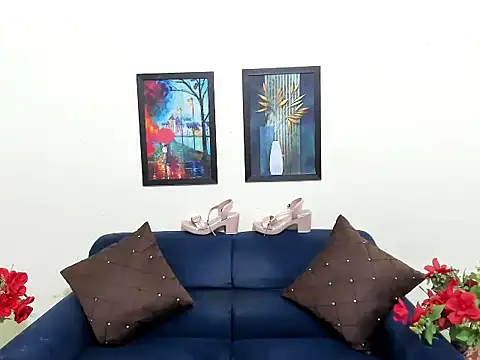 evaaelfiee online show from October 2025 03:52:02 AM