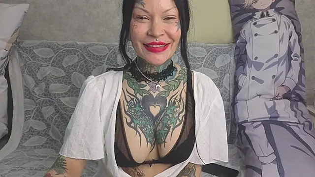 Snapshot of Megan_Black_Moon chatting on May 2026 08:25:02 AM Megan Black Moon online show from May 2026 08:25:02 AM