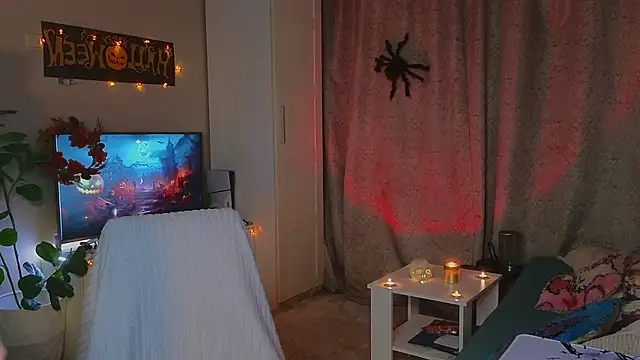 Snapshot of MaryRace chatting on October 2025 12:04:01 PM MaryRace online show from October 2025 12:04:01 PM