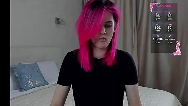 Snapshot of JulieTaylors chatting on October 2025 12:16:02 AM JulieTaylors online show from October 2025 12:16:02 AM