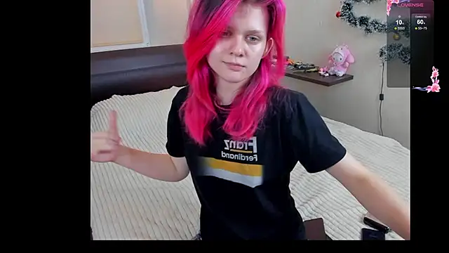 JulieTaylors online show from April 2026 10:15:01 PM