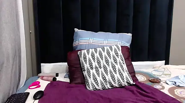 Sugarbabe242 online show from March 2025 04:41:02 AM