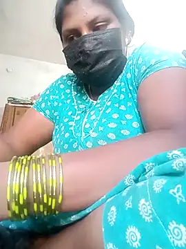 Snapshot of kavinila20 chatting on March 2025 06:42:01 AM kavinila20 online show from March 2025 06:42:01 AM