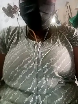 Snapshot of kavinila20 chatting on December 2024 05:29:02 AM kavinila20 online show from December 2024 05:29:02 AM