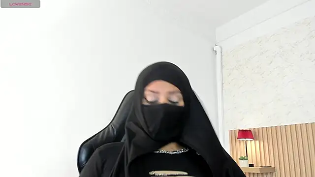 zully 01 online show from May 2026 12:01:01 PM