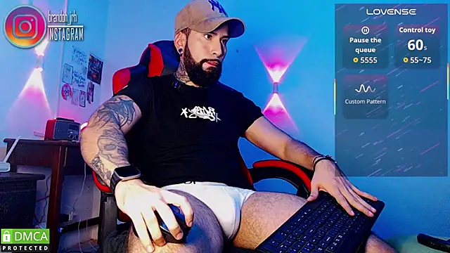 Diilanhott online show from May 2026 11:18:02 PM