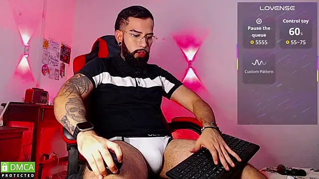 Diilanhott online show from May 2026 11:01:02 PM