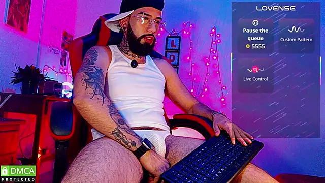 Diilanhott online show from February 2026 01:19:01 AM