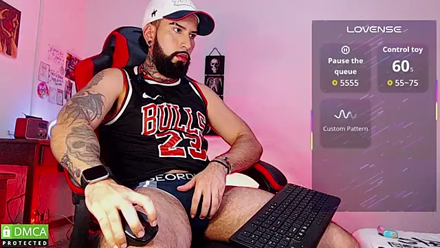 Diilanhott online show from April 2026 09:43:02 PM