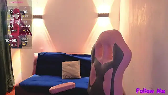 vittorialombardi   online show from March 2026 11:25:01 AM