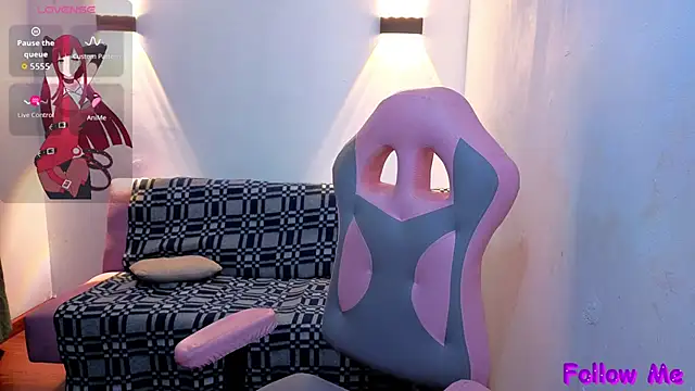 vittorialombardi   online show from April 2026 06:59:01 AM