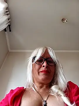 Rousmk1 online show from February 2025 08:41:02 PM