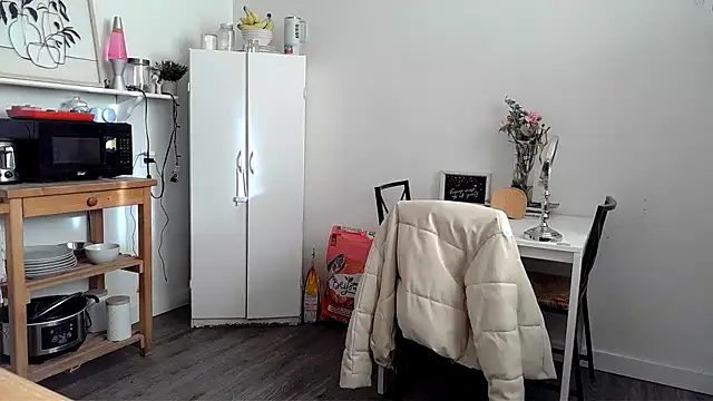 Kittyymaze1 online show from February 2026 01:11:01 PM