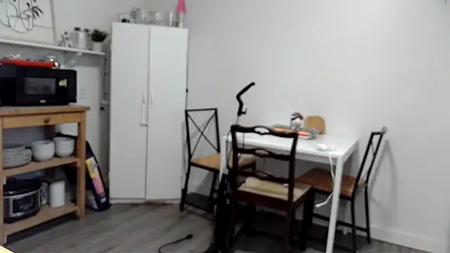 Kittyymaze1 online show from April 2026 11:50:02 AM