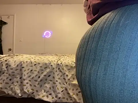 Kittyymaze1 online show from May 2026 11:57:01 PM