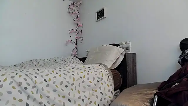 Kittyymaze1 online show from May 2026 12:14:02 PM