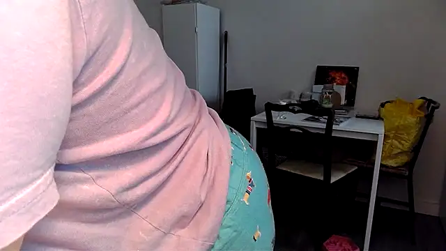 Kittyymaze1 online show from January 2026 02:02:01 PM