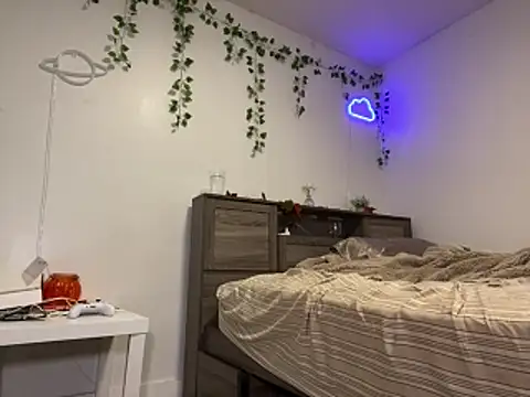 Kittyymaze1 online show from November 2025 01:15:01 PM