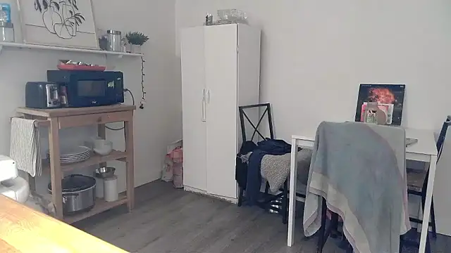 Kittyymaze1 online show from January 2026 12:42:01 PM