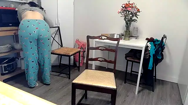 Kittyymaze1 online show from February 2026 12:59:01 PM