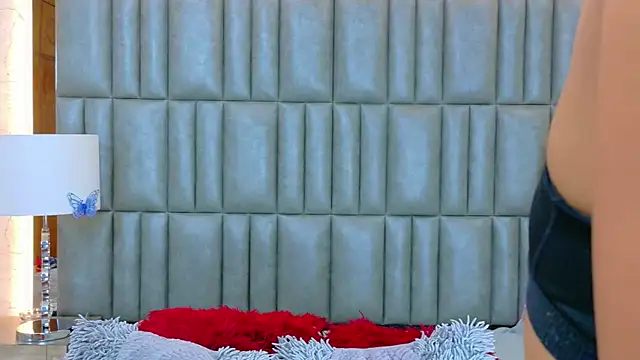 TiaraRosse online show from March 2026 12:34:01 PM