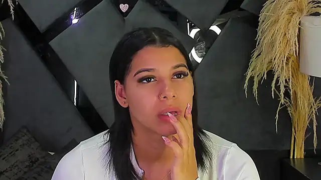 TiaraRosse online show from January 2026 05:03:02 AM