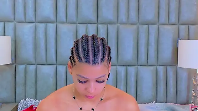 TiaraRosse online show from March 2026 12:34:01 PM