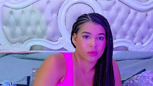 TiaraRosse online show from December 2025 02:30:02 PM