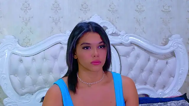 TiaraRosse online show from November 2025 05:33:01 AM