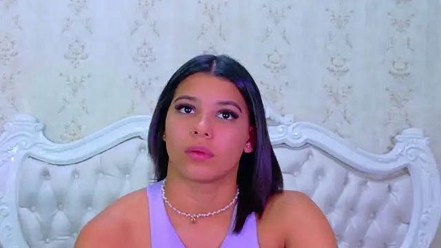 TiaraRosse online show from October 2025 01:34:01 PM