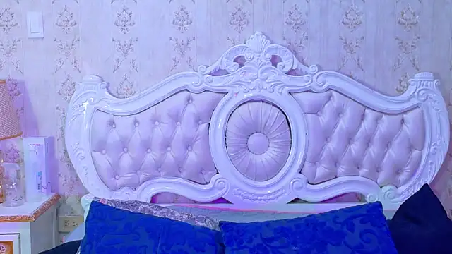 TiaraRosse online show from November 2025 05:33:01 AM