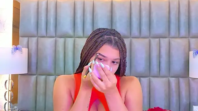 TiaraRosse online show from February 2026 01:43:02 PM