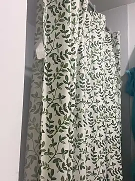 Cafeziitha02 online show from October 2025 01:28:02 AM