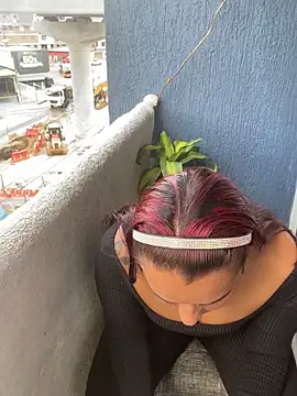 Cafeziitha02 online show from November 2025 08:13:01 PM