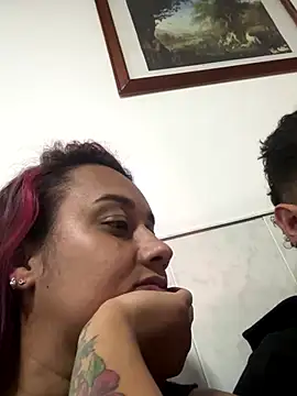 Cafeziitha02 online show from November 2025 07:39:01 PM