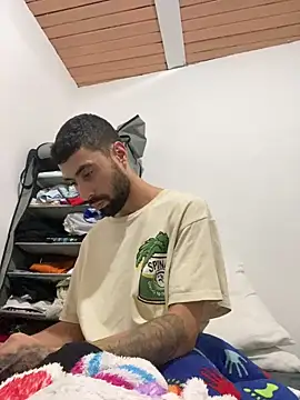 Snapshot of macg96 chatting on December 2025 08:29:02 AM macg96 online show from December 2025 08:29:02 AM