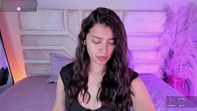 Rebeca Williams  online show from November 2025 12:31:02 PM