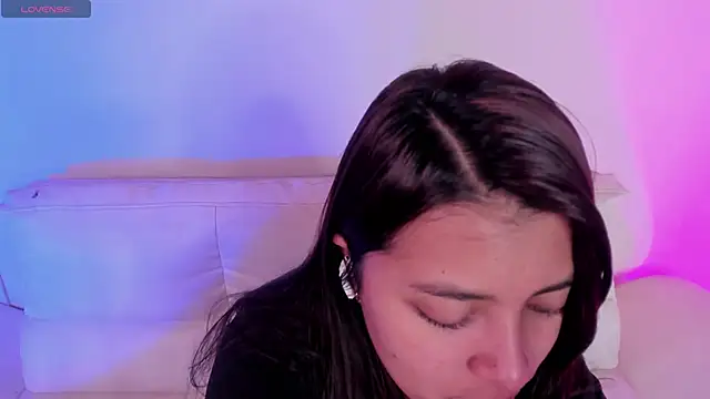 Rebeca Williams  online show from November 2025 11:00:01 AM