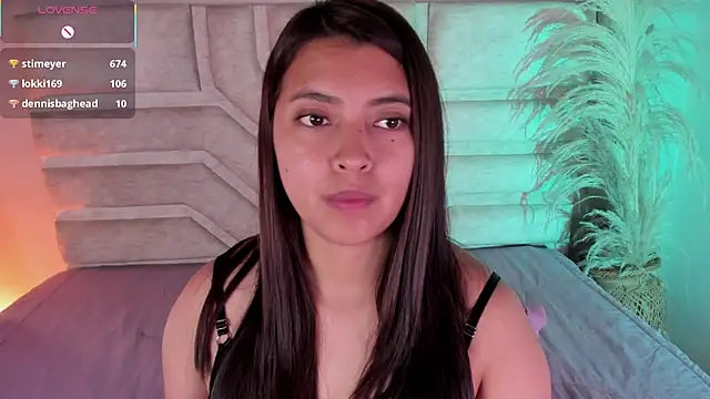 Rebeca Williams  online show from November 2025 11:47:02 AM