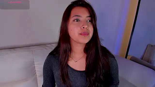 Rebeca Williams  online show from March 2026 12:32:01 PM