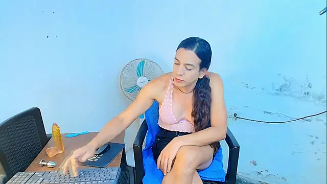 Oh Tique online show from February 2026 07:53:01 PM