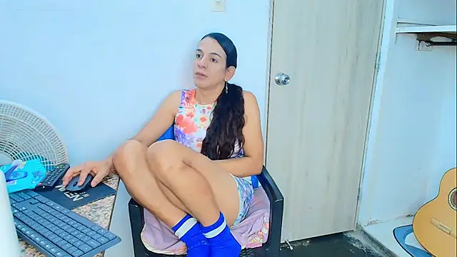 Oh Tique online show from January 2026 01:31:01 AM