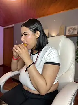 Isabella boobd online show from January 2025 01:32:02 PM