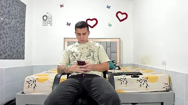 simookeler online show from October 2025 02:45:01 AM