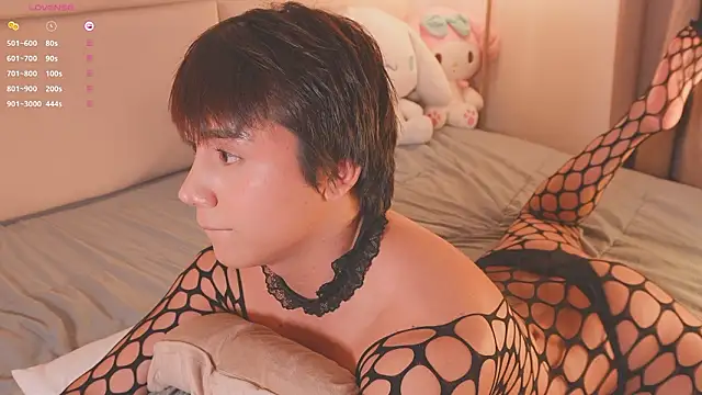 SweetHanson online show from March 2026 07:42:01 PM