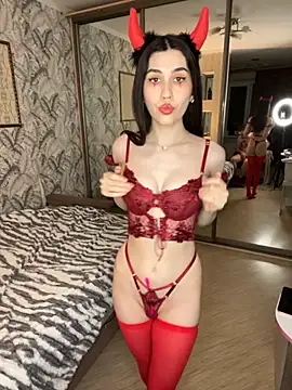 LushLuna online show from October 2025 03:52:01 PM